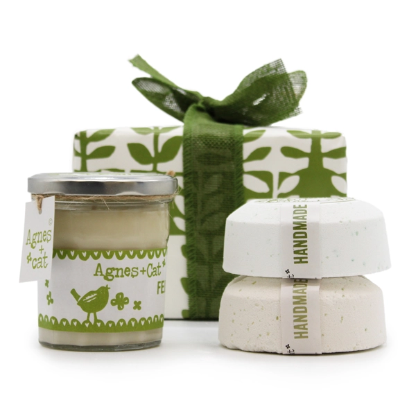 Conjunto de presente: bomba de banho de figo branco e mirtilo selvagem + vela de ruibarbo