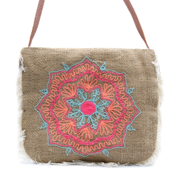 Bolsa com franjas - Bordado Mandela